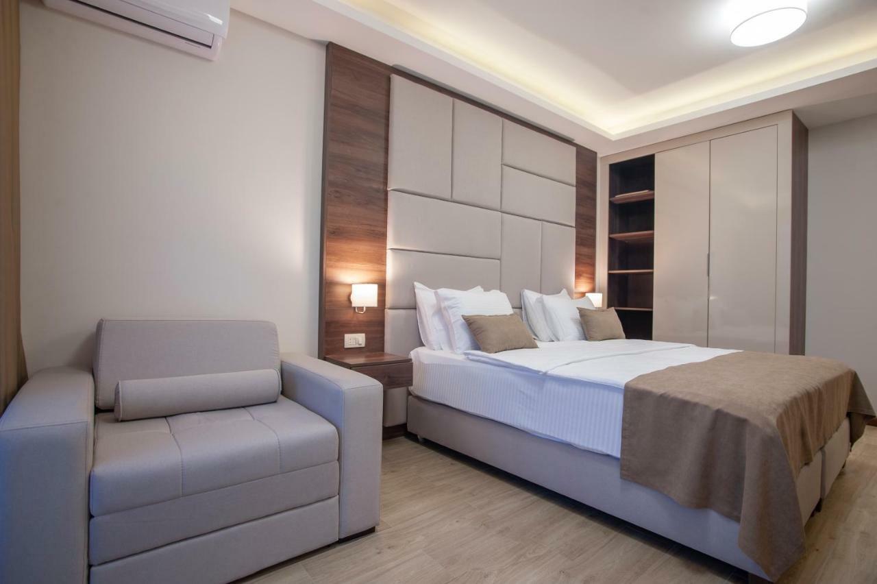 Hotel Twelve By Aycon Budva Exterior foto