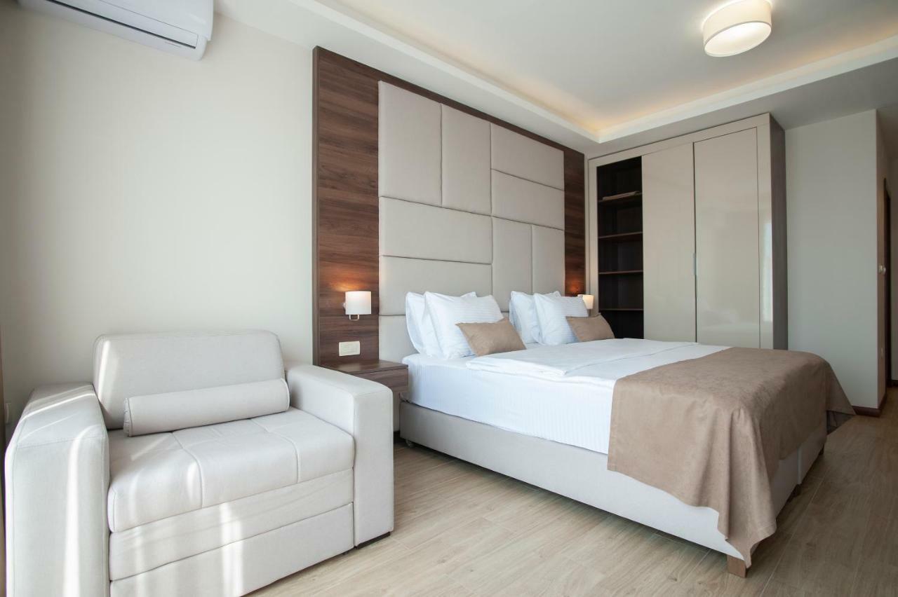 Hotel Twelve By Aycon Budva Exterior foto