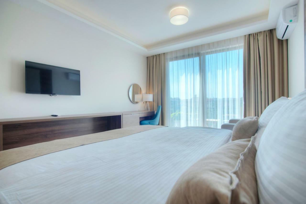 Hotel Twelve By Aycon Budva Exterior foto
